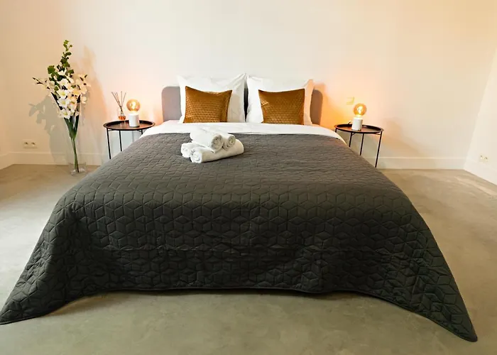 Luxury Suites South By Rikas Hotels