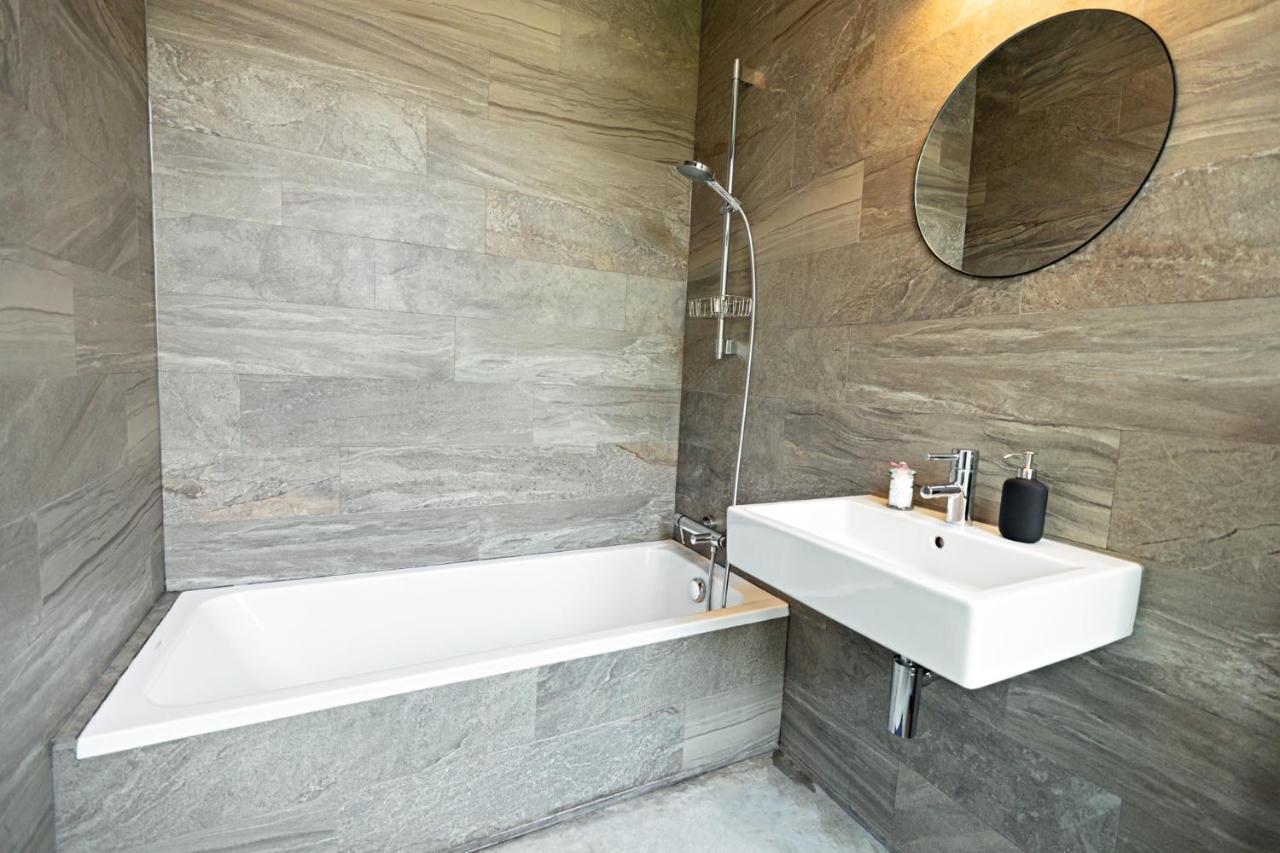 Luxury South By Rikas Apartment Antwerpen