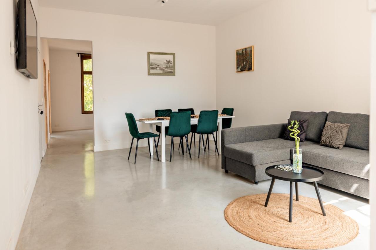 Luxury South By Rikas